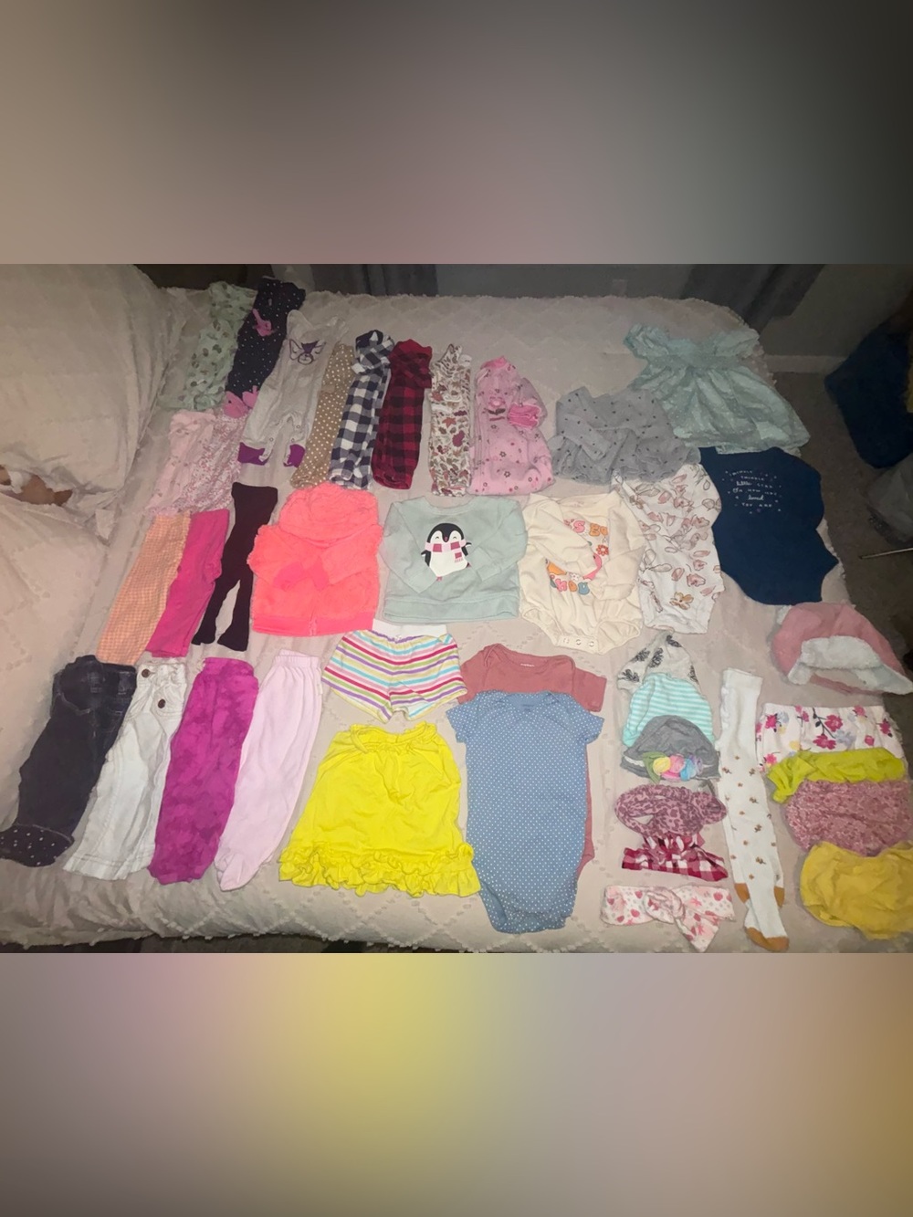 Mixed Bundle of 40 pc Baby Girl Clothes. EUC. Smoke and pet free home.